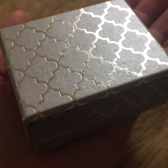 Initial bracelet - Picture 3 of 3